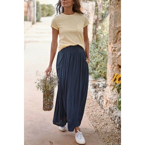 Garnet Hill Dresses & Skirts - GARNET HILL Favorite Maxi Knit Skirt, Classic Navy, Pockets, Cotton/Modal, Sz PP